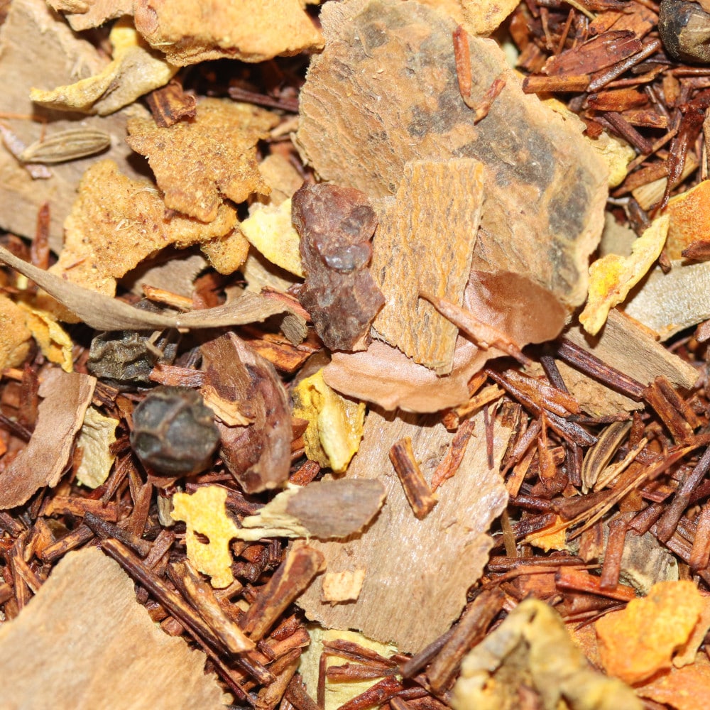 Katmandou, mélange de rooibos bio aux épices entières, curcuma, cannelle, gingembre et cardamome