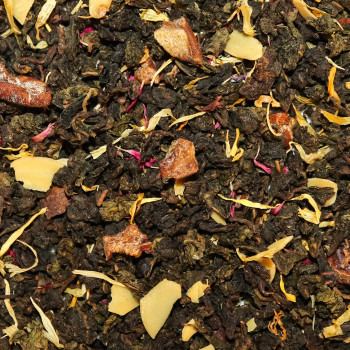 Douce Amandine, oolong aromatisé aux morceaux de poire et aux amandes effilées, en vrac