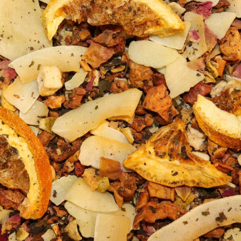 Eau de fruits Un Hiver en Provence, morceaux de pomme, chips de coco et quartiers d'orange